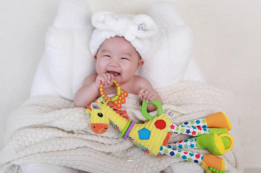 玉环宝宝头上有白色的小点